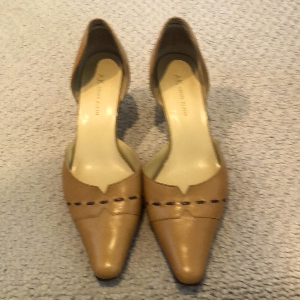 Tan Ann Klein Heels